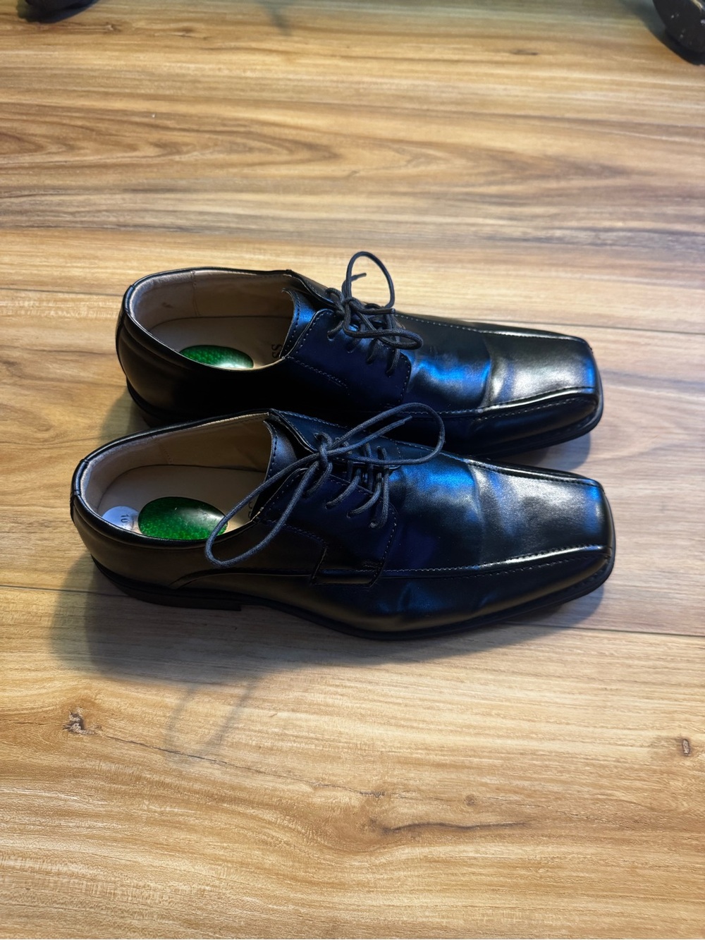 Men's Black Faux Leather Derby Dress Shoes - Classic Lace-Up Size 10 1/2 Wide